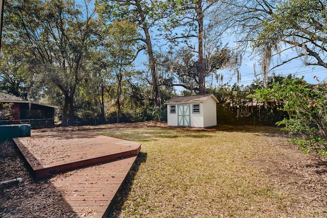 1719 Weston Avenue, Charleston, SC 29407