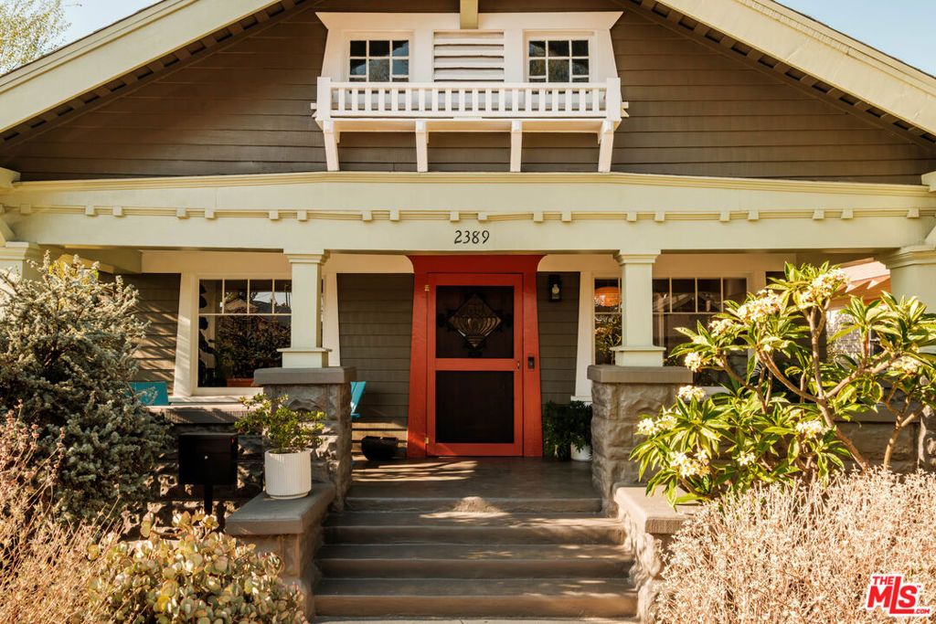 2389 W 31st Street, Los Angeles, CA 90018 — photo 2