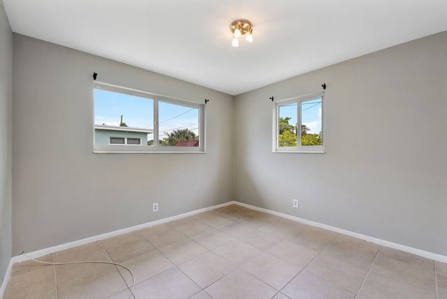 620 N 66th Avenue, Hollywood, FL 33024