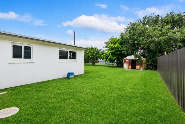 620 N 66th Avenue, Hollywood, FL 33024