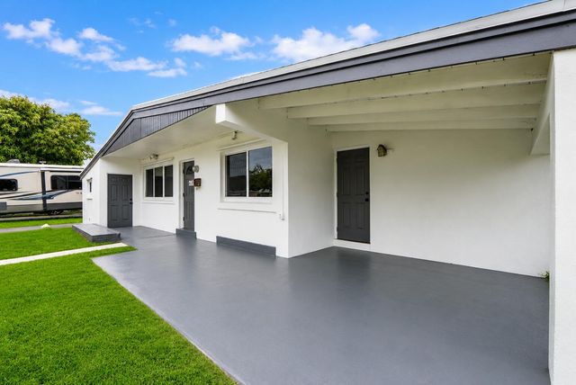 620 N 66th Avenue, Hollywood, FL 33024