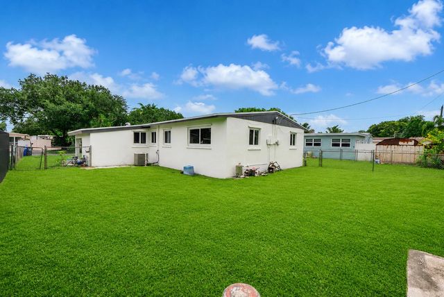 620 N 66th Avenue, Hollywood, FL 33024