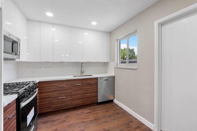 620 N 66th Avenue, Hollywood, FL 33024
