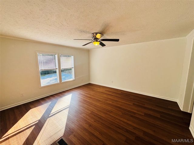 205 Ashwood Drive, Titus, AL 36080