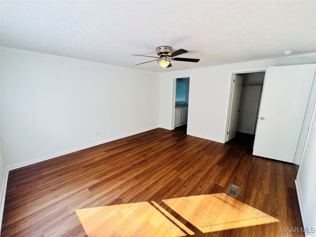 205 Ashwood Drive, Titus, AL 36080