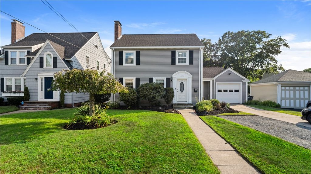 449 Pawtucket Avenue, East Providence, RI 02916