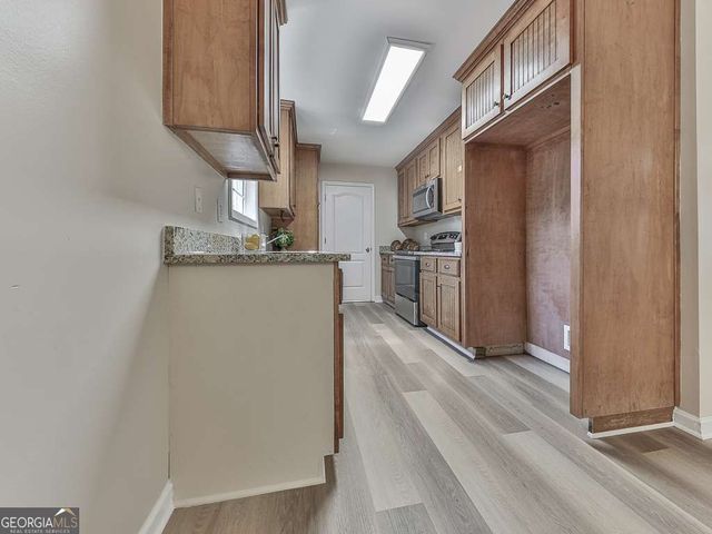 472 Crowe Springs Road, White, GA 30184