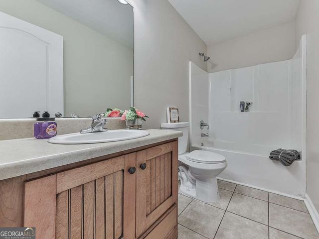 472 Crowe Springs Road, White, GA 30184