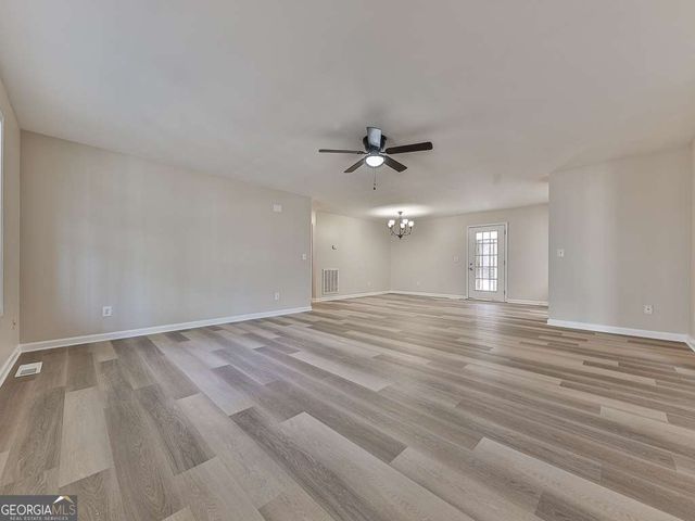 472 Crowe Springs Road, White, GA 30184