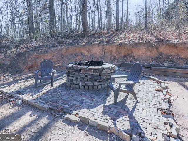 472 Crowe Springs Road, White, GA 30184