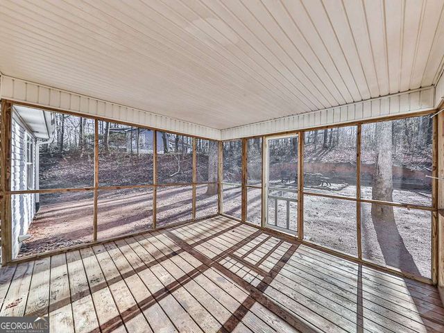 472 Crowe Springs Road, White, GA 30184