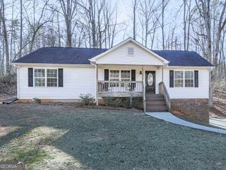 472 Crowe Springs Road, White, GA 30184