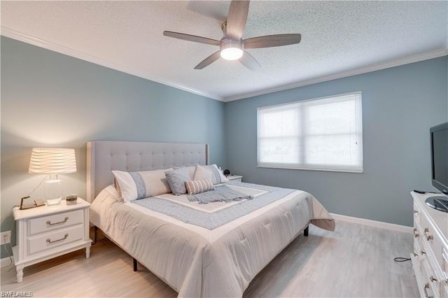 1960 Bald Eagle DR 204A, Naples, FL 34105