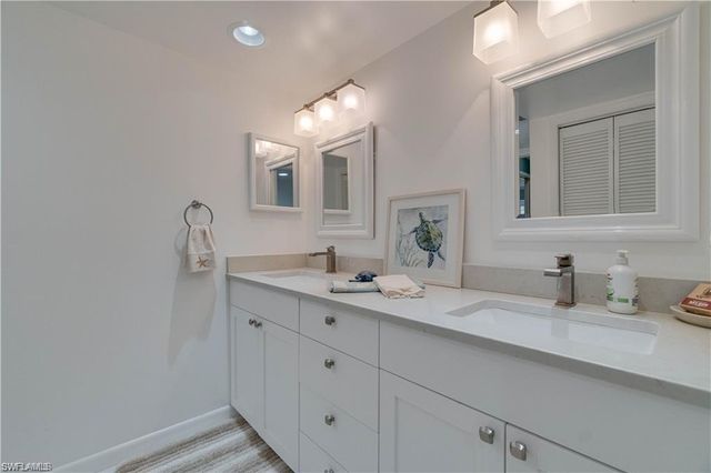 1960 Bald Eagle DR 204A, Naples, FL 34105