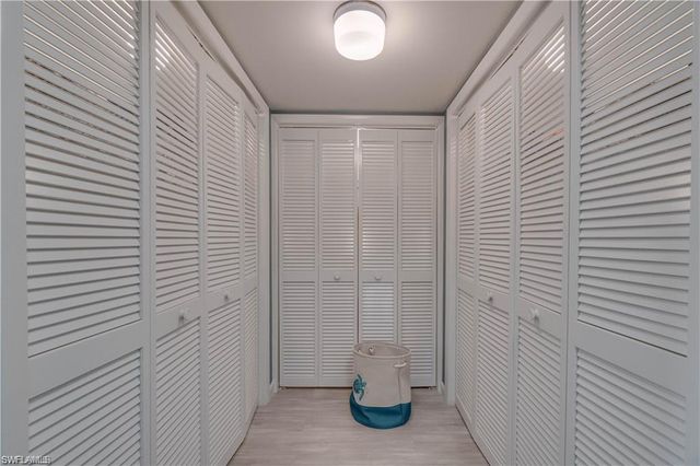1960 Bald Eagle DR 204A, Naples, FL 34105
