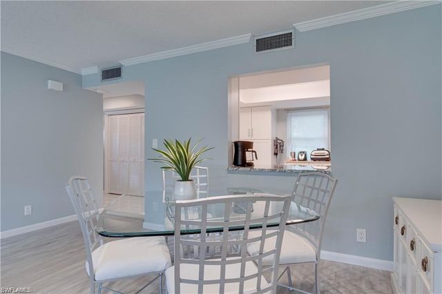1960 Bald Eagle DR 204A, Naples, FL 34105