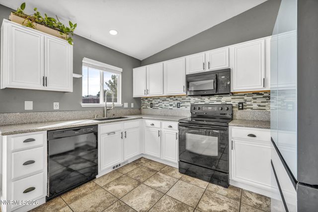 5825 Sepia Court, Sun Valley, NV 89433