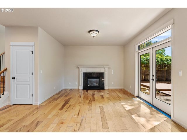 14927 Se CEDAR Ave, Milwaukie, OR 97267