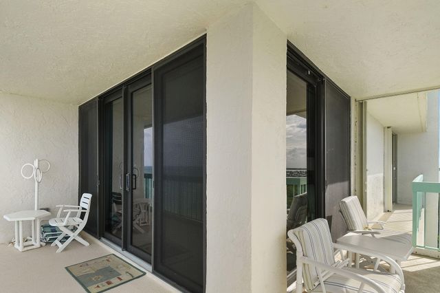 9940 S OCEAN Drive 1101, Jensen Beach, FL 34957