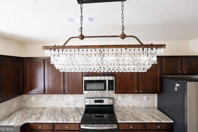 2066 Villa Spring Court, Dacula, GA 30019