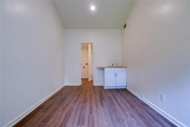 11420 E Simpson Avenue, Independence, MO 64054