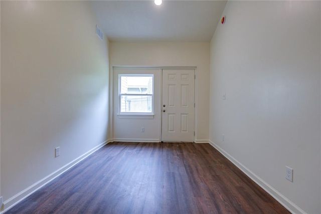 11420 E Simpson Avenue, Independence, MO 64054