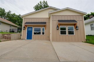 11420 E Simpson Avenue, Independence, MO 64054