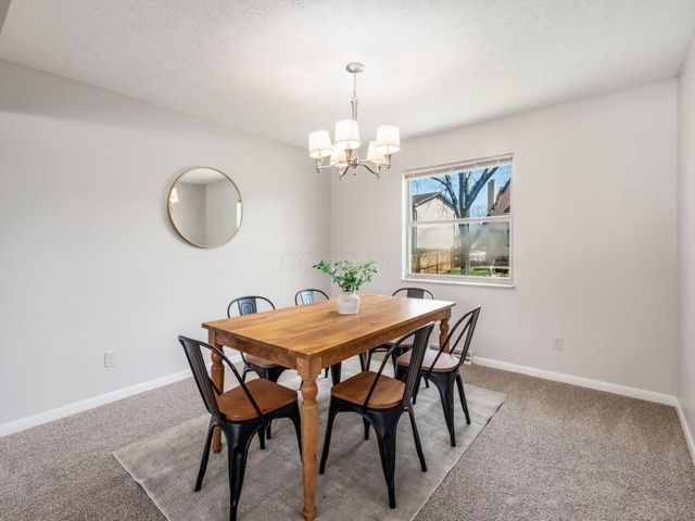 1638 Carrigallen Lane, Columbus, OH 43228