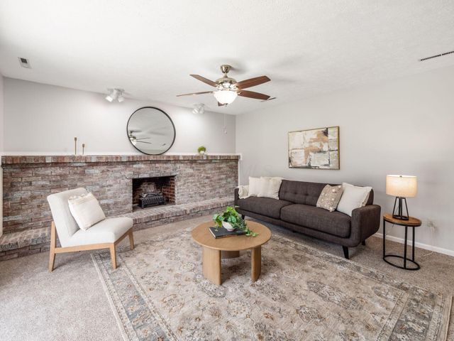 1638 Carrigallen Lane, Columbus, OH 43228