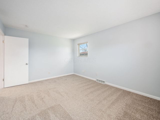 1638 Carrigallen Lane, Columbus, OH 43228