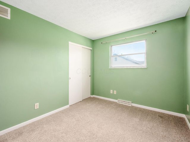 1638 Carrigallen Lane, Columbus, OH 43228