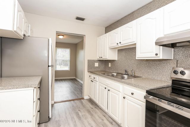 4804 CHURCHILL Drive, Jacksonville, FL 32208