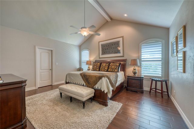 604 Fault Line DR, Horseshoe Bay, TX 78657