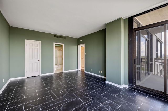 15 Greenway Plaza 11A, Houston, TX 77046