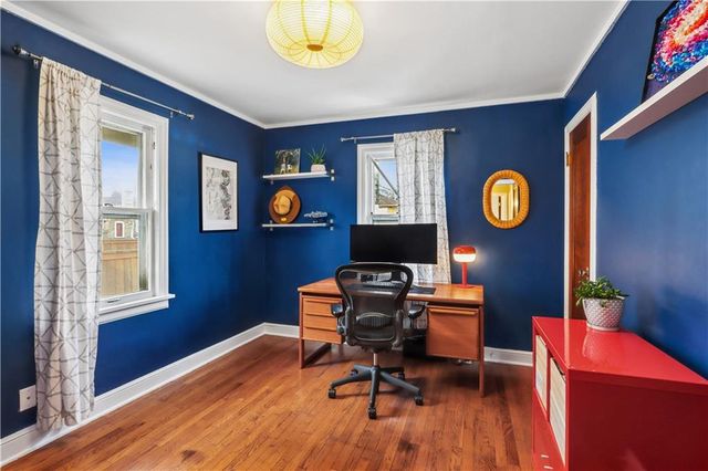 7148 Oak Street, Kansas City, MO 64114