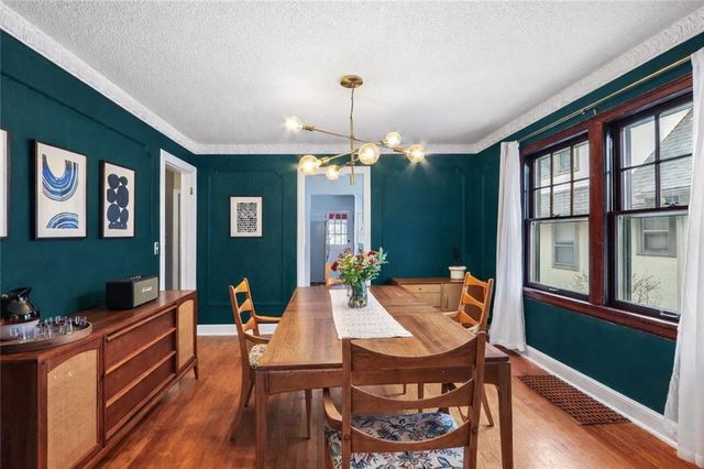 7148 Oak Street, Kansas City, MO 64114