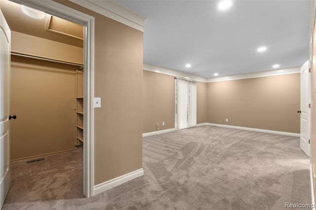 6471 Maple Hills Drive, Bloomfield Hills, MI 48301