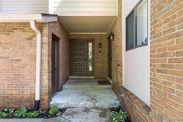 6471 Maple Hills Drive, Bloomfield Hills, MI 48301