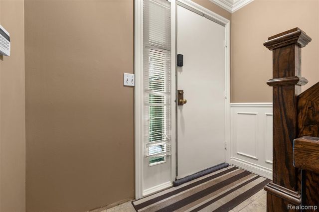 6471 Maple Hills Drive, Bloomfield Hills, MI 48301