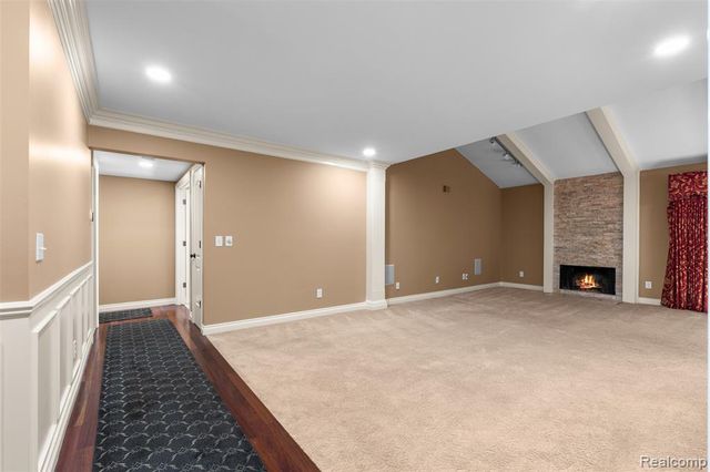 6471 Maple Hills Drive, Bloomfield Hills, MI 48301