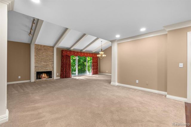 6471 Maple Hills Drive, Bloomfield Hills, MI 48301