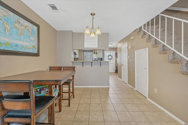 621 Carriagehouse Lane 2, Garland, TX 75040