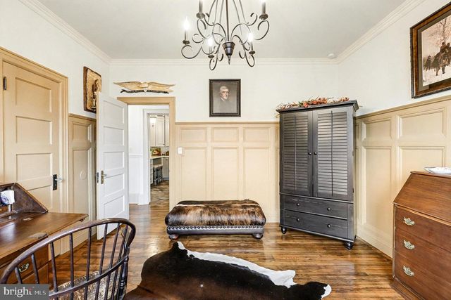 904 HANOVER ST, Fredericksburg, VA 22401