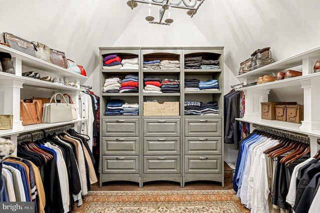 904 HANOVER ST, Fredericksburg, VA 22401