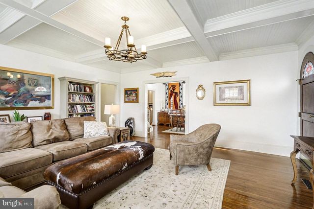 904 HANOVER ST, Fredericksburg, VA 22401