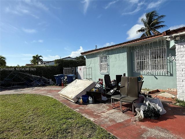 830 SW 72nd Ave, Miami, FL 33144