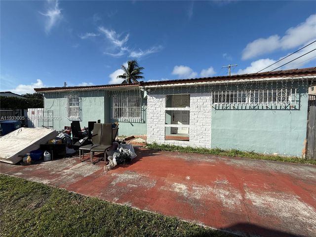 830 SW 72nd Ave, Miami, FL 33144