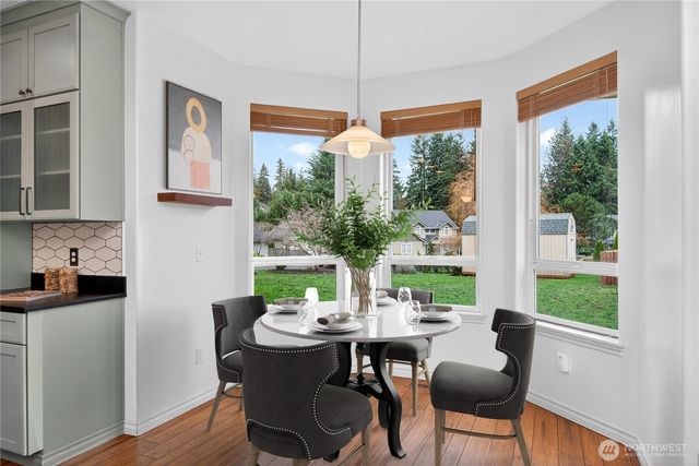 2205 215th Avenue E, Lake Tapps, WA 98391