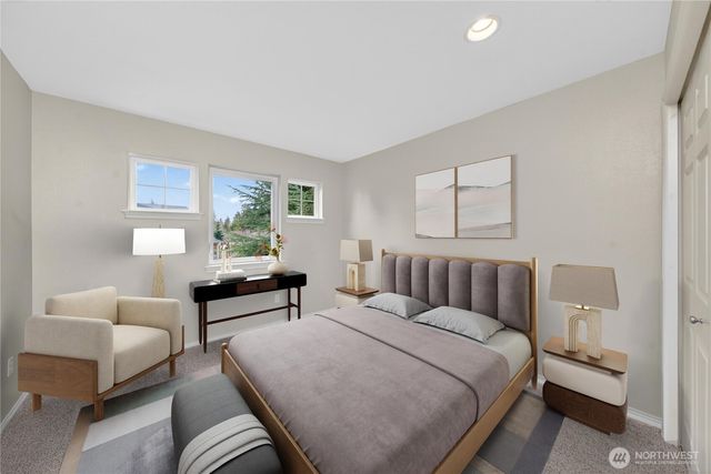 2205 215th Avenue E, Lake Tapps, WA 98391