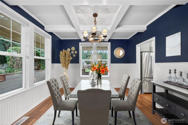 2205 215th Avenue E, Lake Tapps, WA 98391